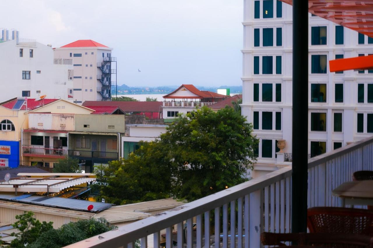 Champion Boutique Hotel Vientiane Exterior foto